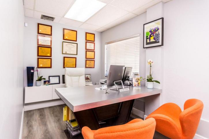 Image for Singer Health Center with ID of: 3048553