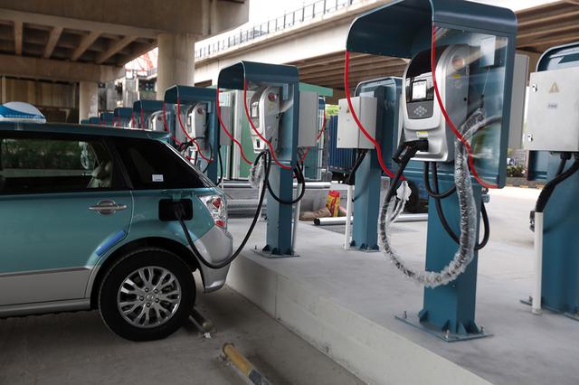 Image for Global Electric Vehicle Charging Stations Market Development Status, Trends, Structure, Production Value, 2018-2025: Data Bridge Market Research with ID of: 3059081