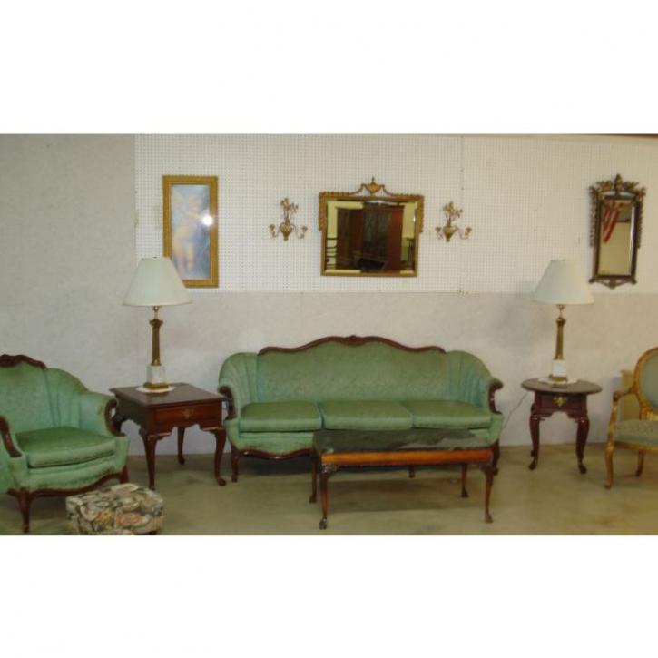 Image for Four Seasons Antique Mall with ID of: 3077418