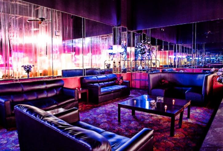 Image for La Bare with ID of: 3083222
