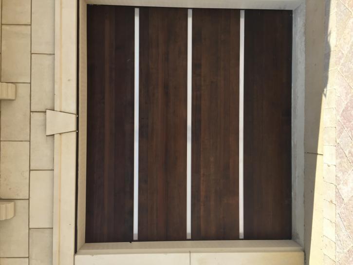 Image for Premium Garage Doors - Windy City with ID of: 3086673