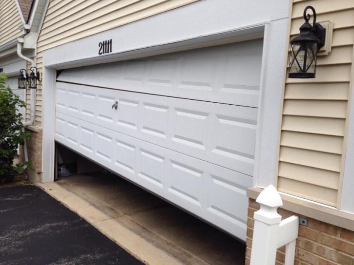 Image for Premium Garage Doors - Windy City with ID of: 3086674