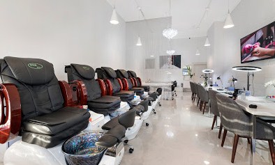 Image for Blinq Beauty with ID of: 3099603