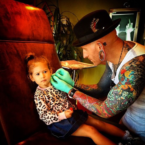 Image for Body Electric Tattoo & Piercing with ID of: 3163244