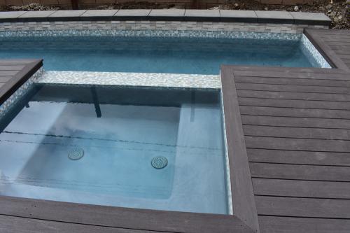 Image for MG Construction & Decks with ID of: 3175262