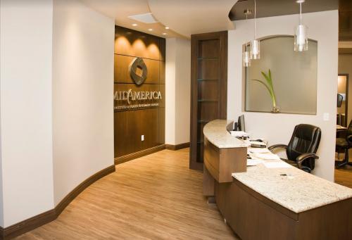 Image for MidAmerica Plastic Surgery with ID of: 3191931