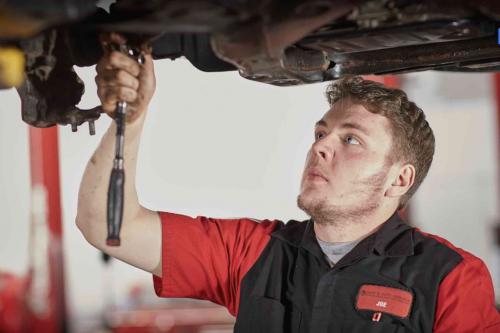 Image for Dave's Auto Service with ID of: 3206696