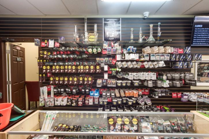 Image for KushMart South Everett with ID of: 3218108
