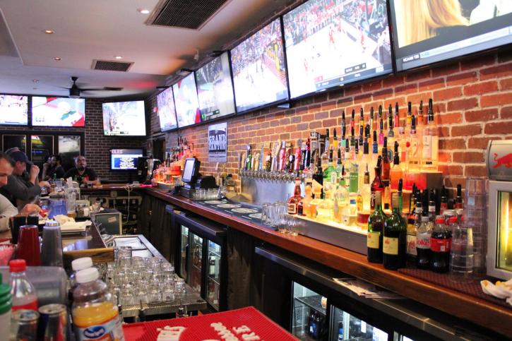 Image for Philly's Sports Bar & Grill with ID of: 3221893