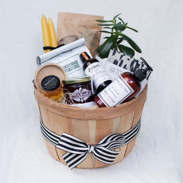 Image for Valuable Tips to Consider Before Buying Toronto Gift Baskets with ID of: 3223799