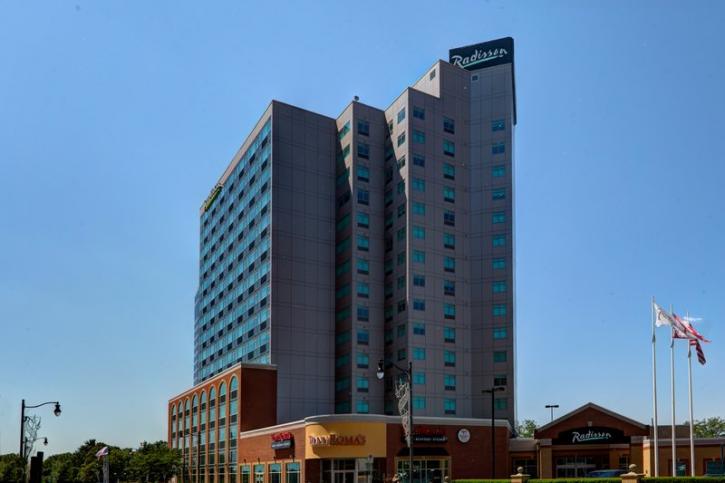 Image for Radisson Hotel & Suites Fallsview, ON with ID of: 3225410