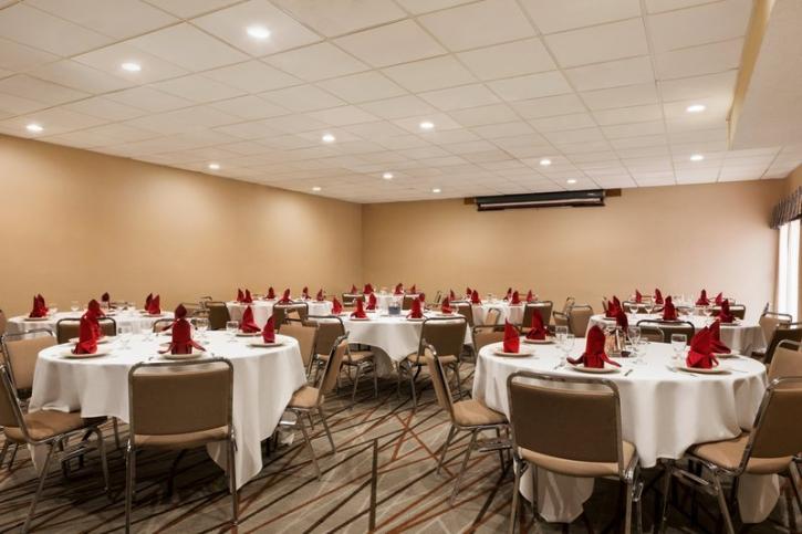 Image for Radisson Hotel Akron/Fairlawn with ID of: 3225519