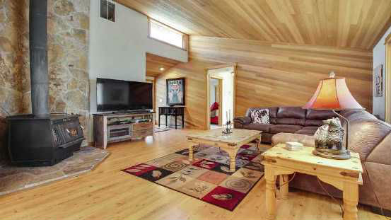 Image for From Top to Bottom House Cleaning with ID of: 3243563