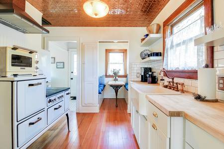Image for The Valley Wine Cottage Vacation Rental in Newberg with ID of: 3257055