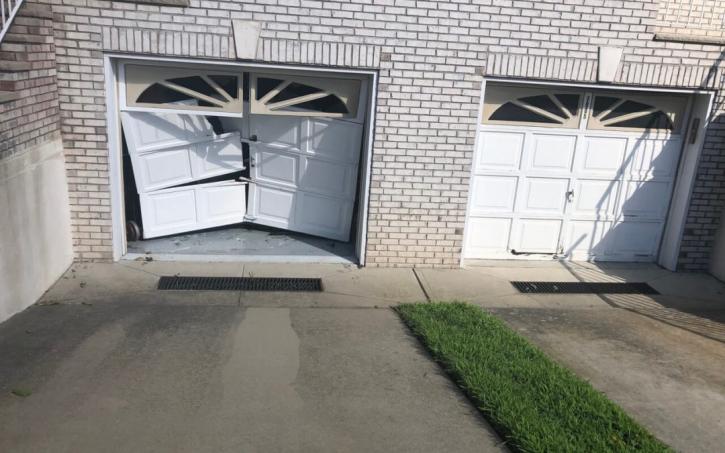Image for BROKEN GARAGE DOOR with ID of: 3280266