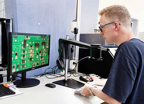 Image for Save money by inspecting PCBs ergonomically with ID of: 3282848