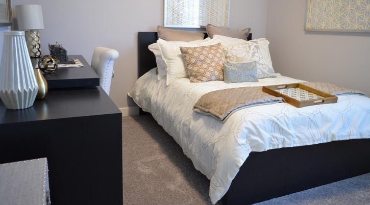 Image for Vellux Hotel Blanket with ID of: 3284033