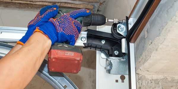 Image for Karmelis Garage Door Service with ID of: 3341625