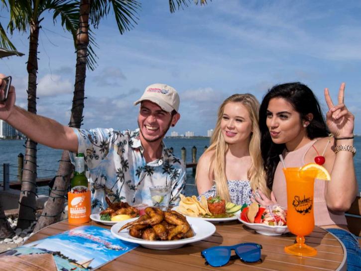 Image for Shuckers Waterfront Bar & Grill with ID of: 3356207