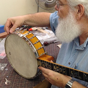 Image for The Steve Mason Luthiers with ID of: 3359752