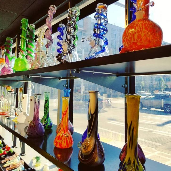 Image for Uncle Ike's Glass and Goods with ID of: 3361041