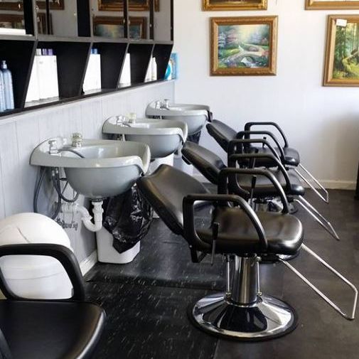 Image for Hair & More with ID of: 3383522