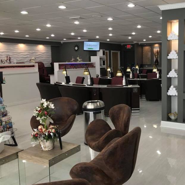 Image for Gloss Nail Salon & Spa with ID of: 3401858