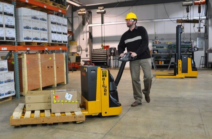 Image for C&C Lift Truck with ID of: 3412522