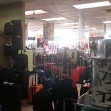 Image for Luggage Super Outlet with ID of: 3423138