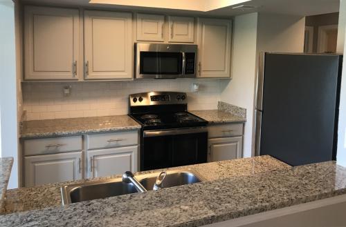 Image for Waterside Apartments with ID of: 3497147