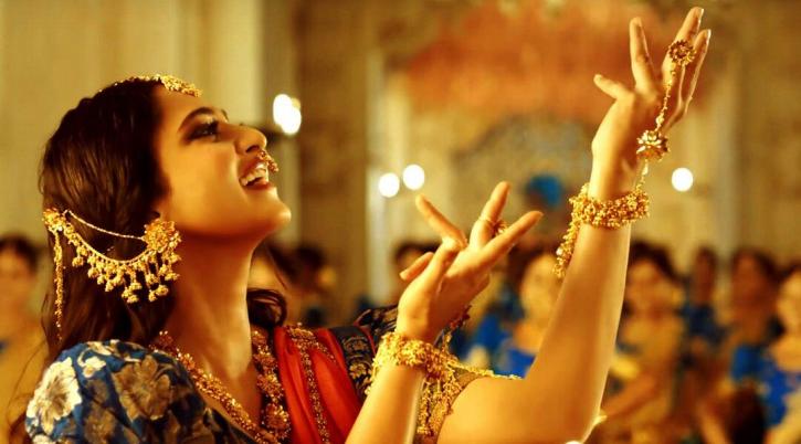 Image for Get the Devsena Look with the Latest Bahubali Earrings with ID of: 3520320