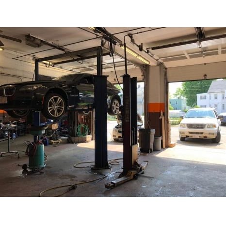 Image for Eli's Garage with ID of: 3535326