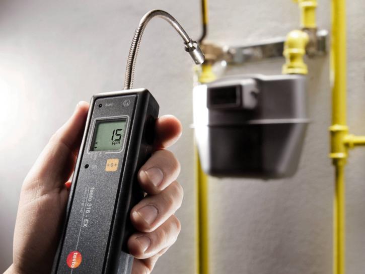 Image for Gas Leak Detector Market Study By Technology, Application & Top Key Players - Dragerwerk AG & Co. KGaA., Emerson Electric Company, Honeywell International Inc. with ID of: 3547641