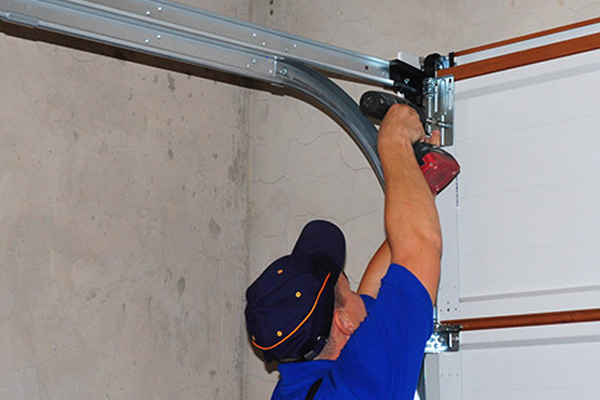 Image for A Problematic Garage Door? Not Anymore. with ID of: 3563495