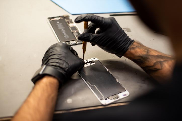 Image for Quik Fix Phone Repair with ID of: 3573969