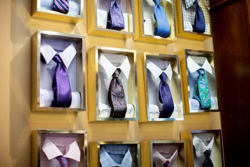 Image for Savile Row Custom Clothiers with ID of: 3575677
