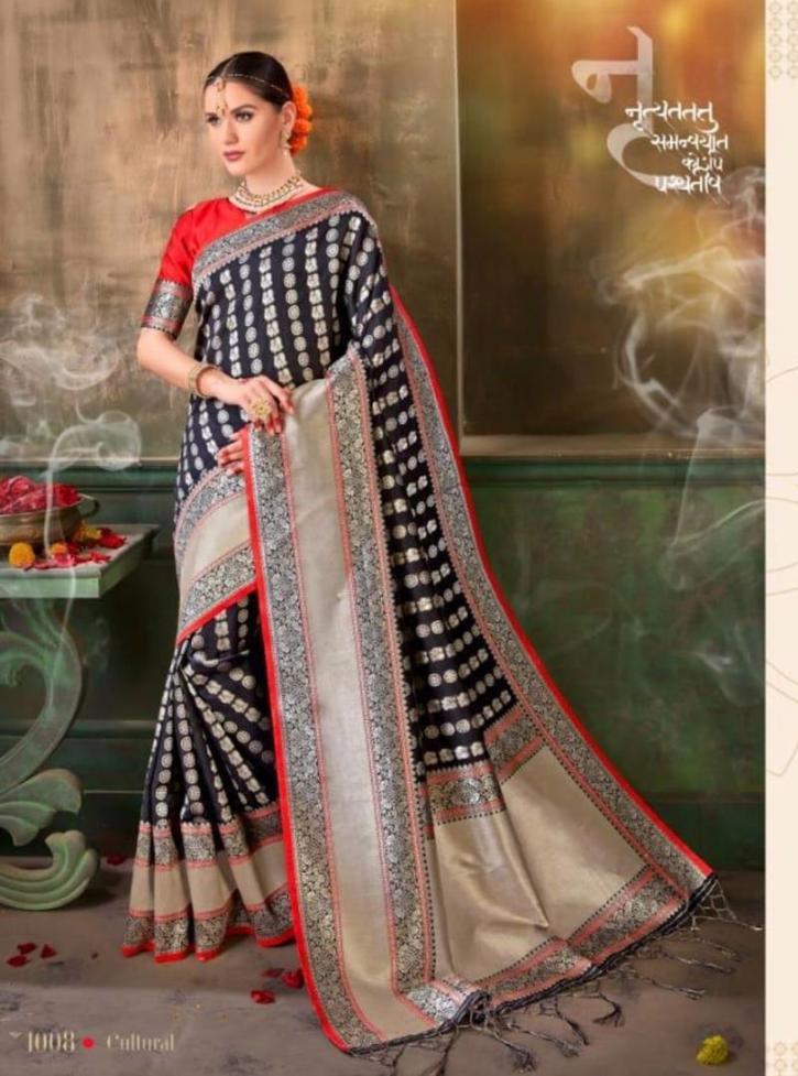 Image for Explore a range of exclusive Designer Sarees Online from Mirraw with ID of: 3578126