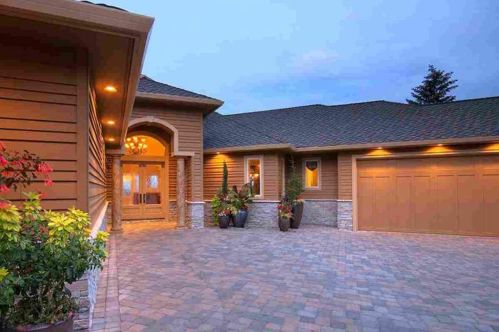 Image for Lake Country Homes with ID of: 3598237
