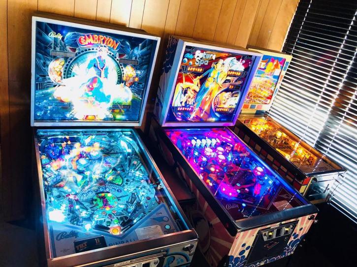 Image for TILT Pinball Bar with ID of: 3606481