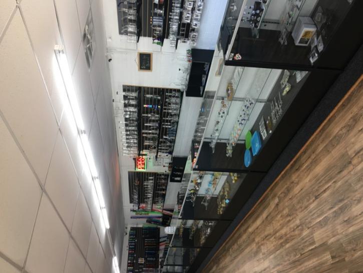 Image for Stinky's Smoke Shop with ID of: 3607126