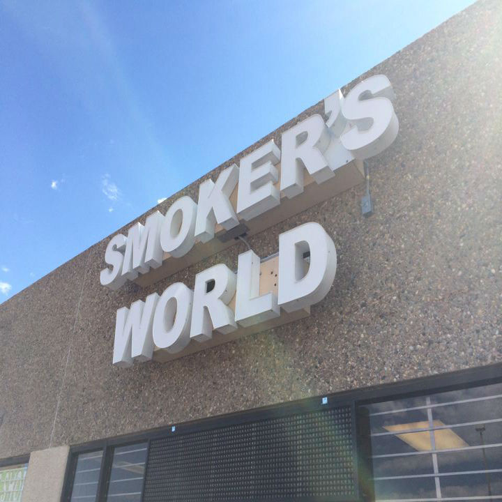 Image for Smoker's World with ID of: 3610481