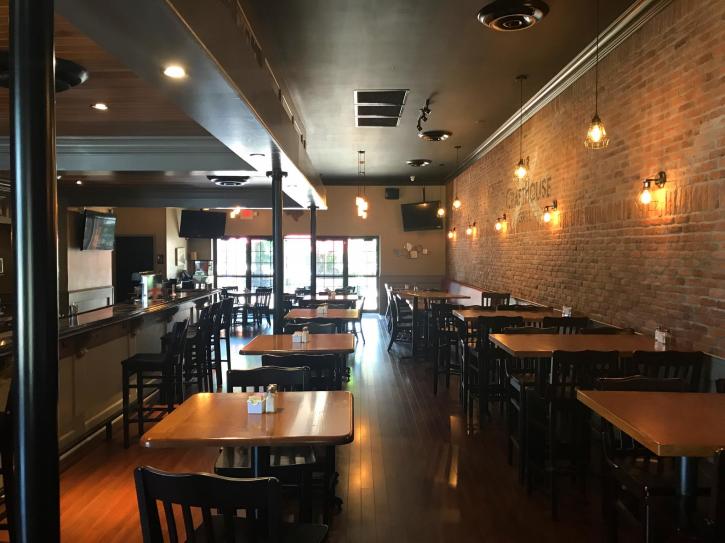 Image for R & R CraftHouse Grill with ID of: 3623843