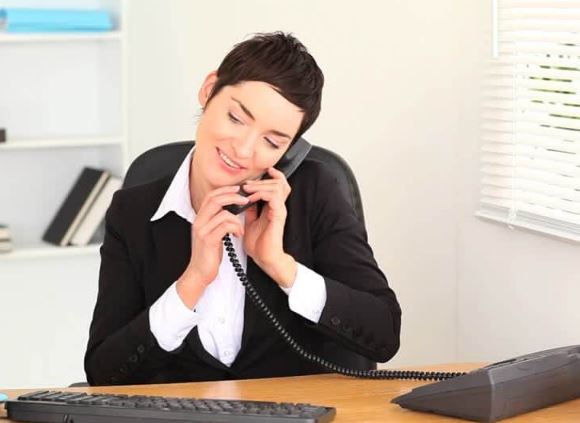 Image for Green Receptionist with ID of: 3639174