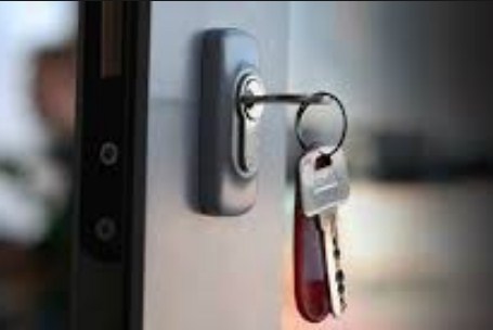 Image for Palazzo Lock & Car Key with ID of: 3668742