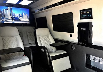 Image for Go Luxe Limo with ID of: 3669153