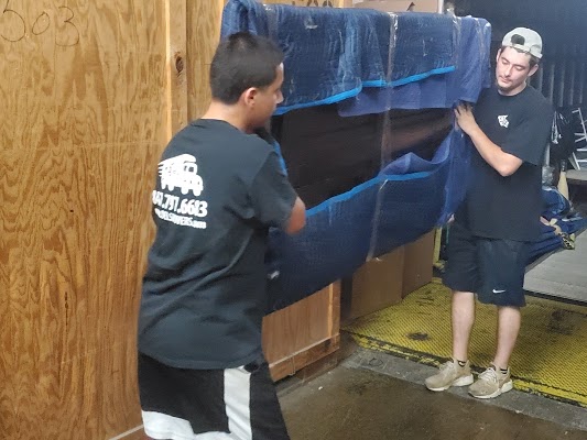Image for Del's Moving & Storage with ID of: 3684463
