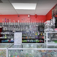 Image for Sunnyside Smoke & Vape with ID of: 3702113