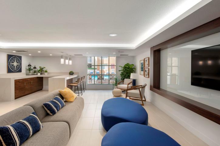Image for Gables Grand Plaza Apartments with ID of: 3703008