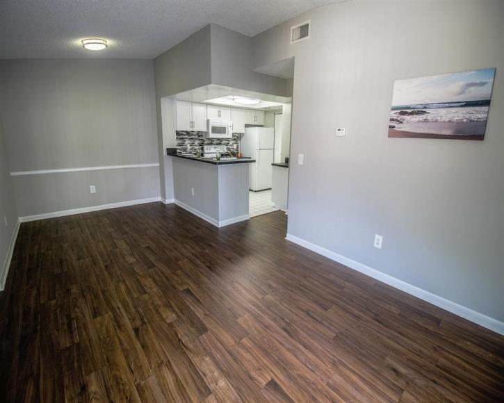 Image for Hammock's Place Apartments with ID of: 3705128