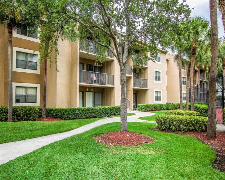 Image for Hammock's Place Apartments with ID of: 3705129